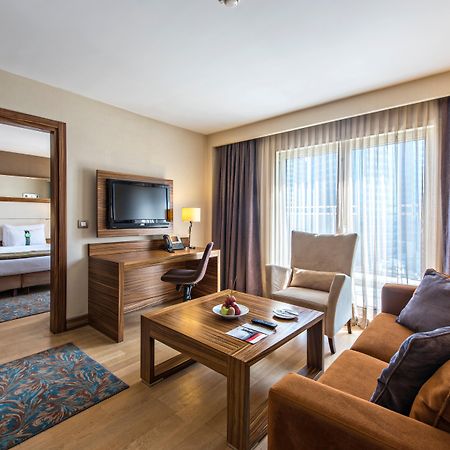 Holiday Inn Sisli By Ihg Stambuł Zewnętrze zdjęcie