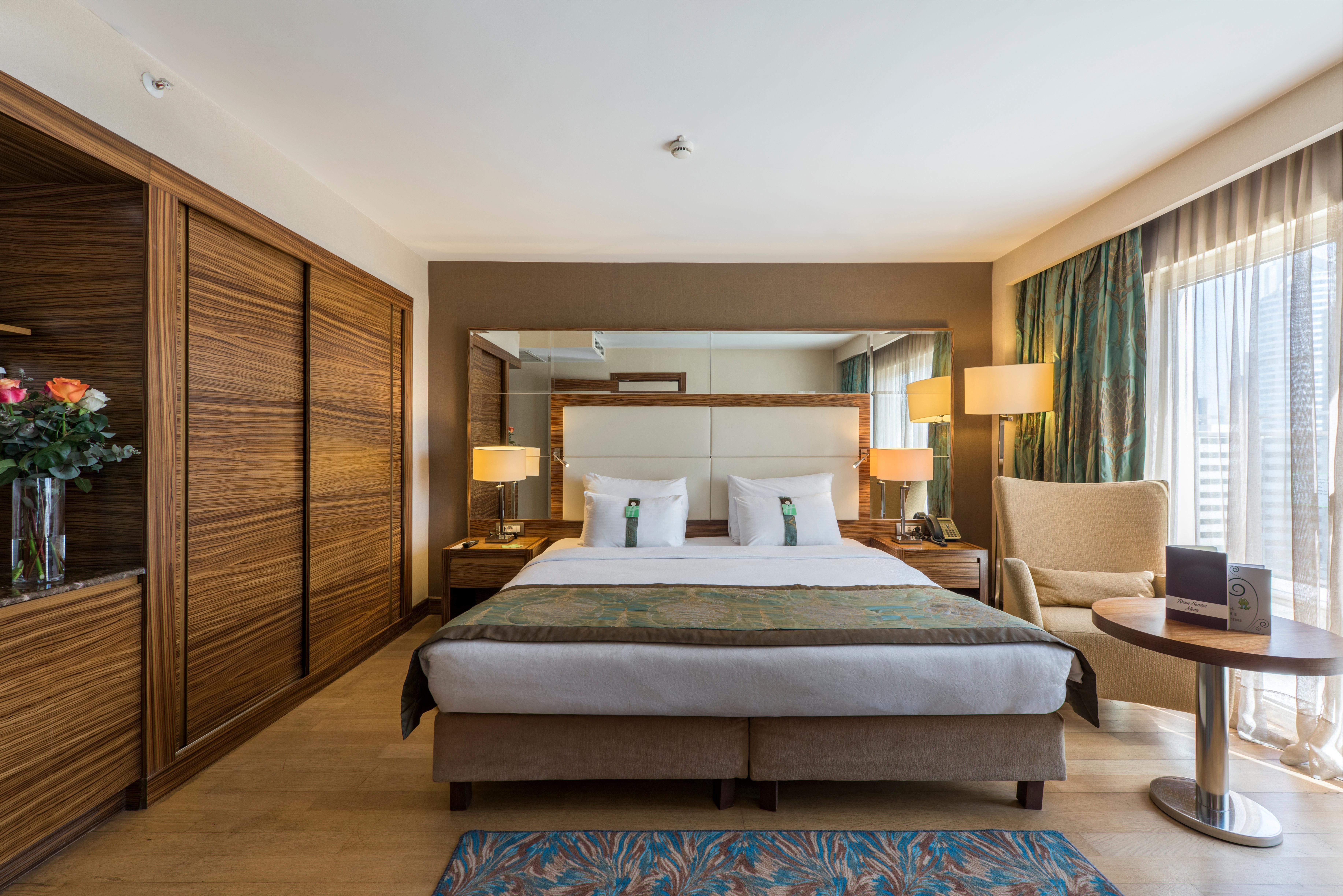 Holiday Inn Sisli By Ihg Stambuł Zewnętrze zdjęcie