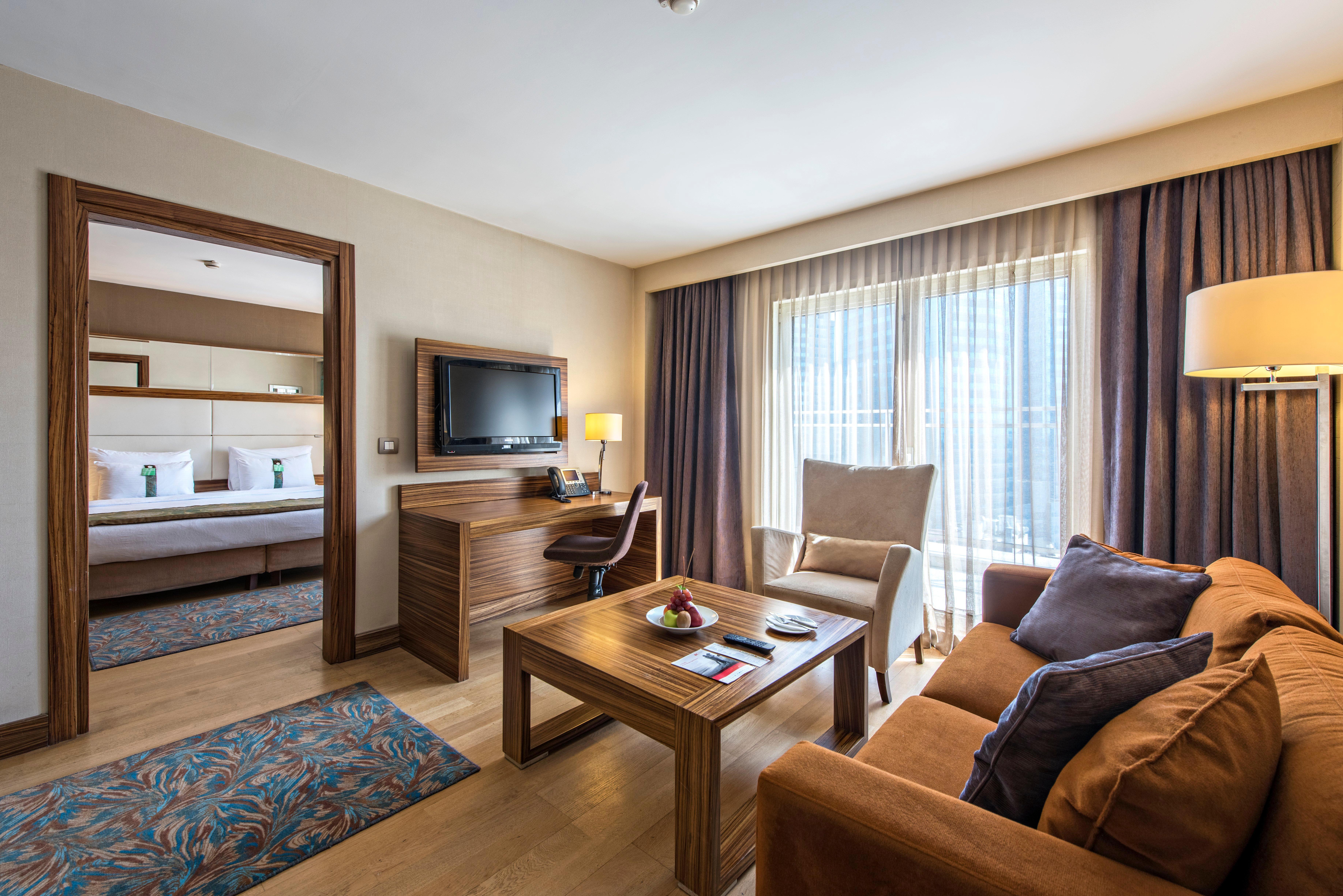 Holiday Inn Sisli By Ihg Stambuł Zewnętrze zdjęcie