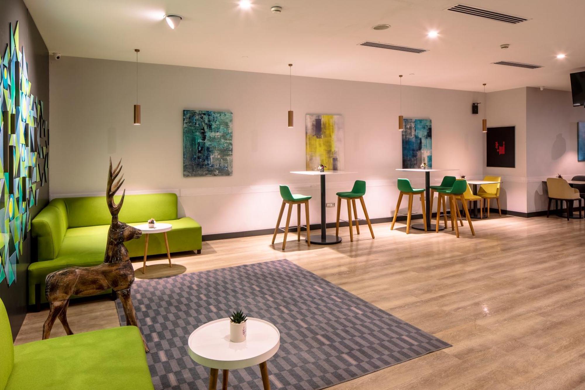 Holiday Inn Sisli By Ihg Stambuł Zewnętrze zdjęcie