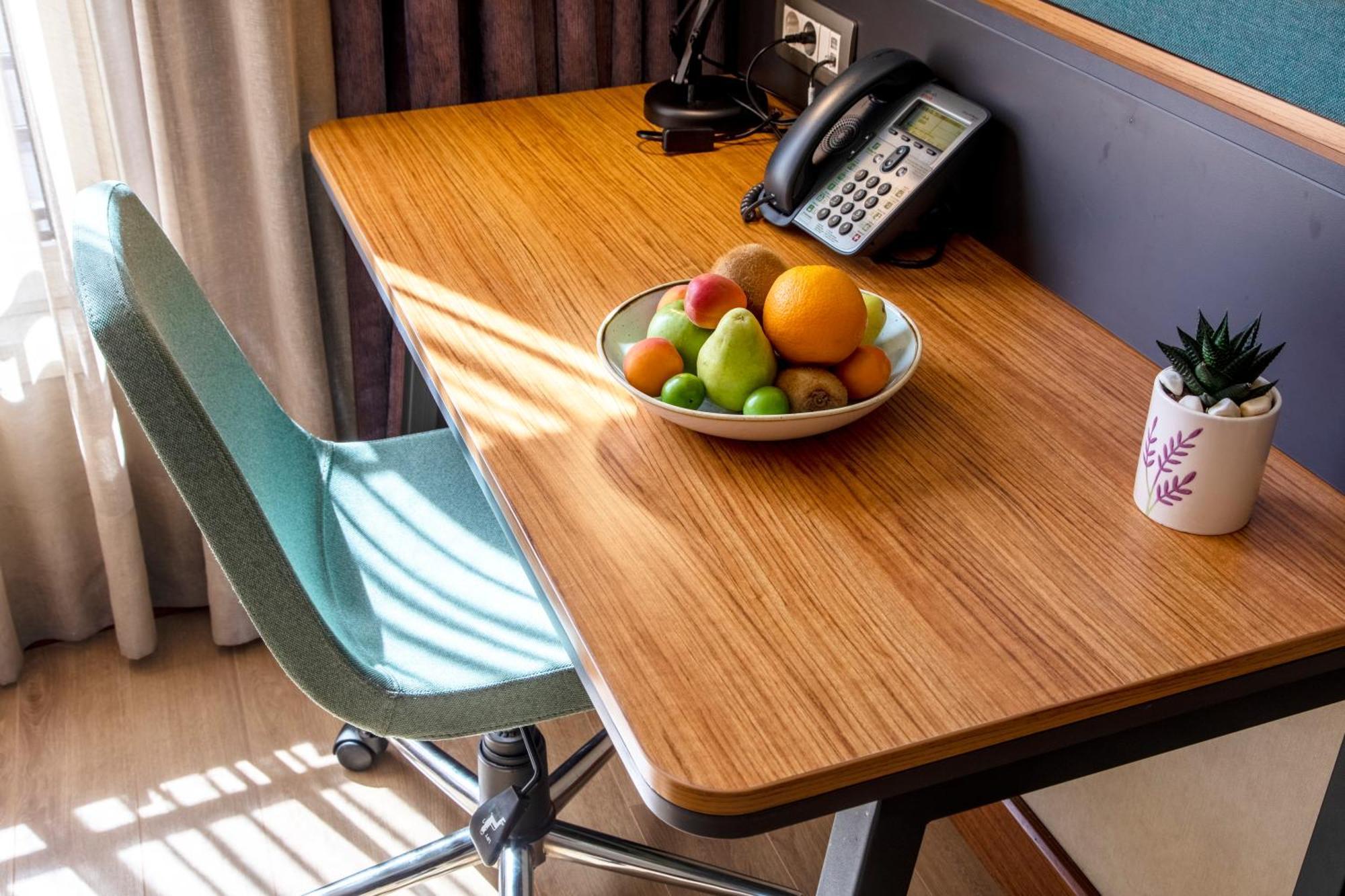 Holiday Inn Sisli By Ihg Stambuł Zewnętrze zdjęcie